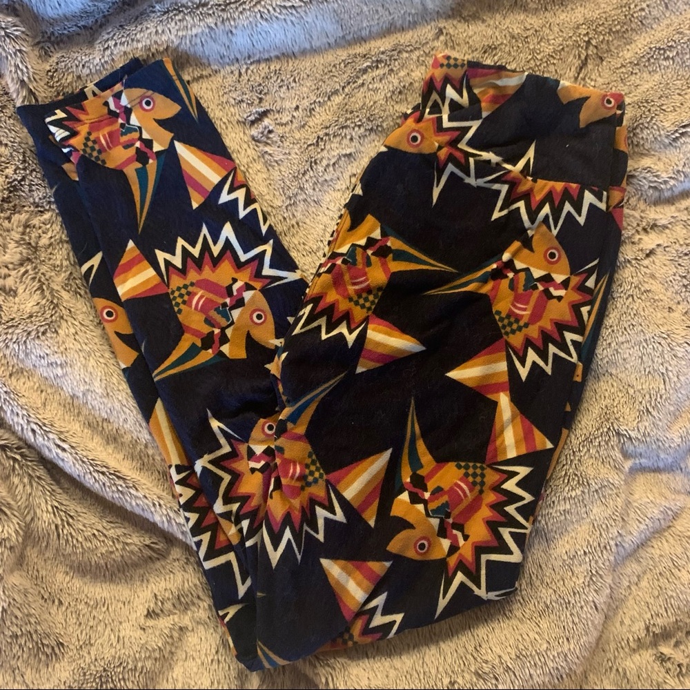 Lularoe crazy fish leggings